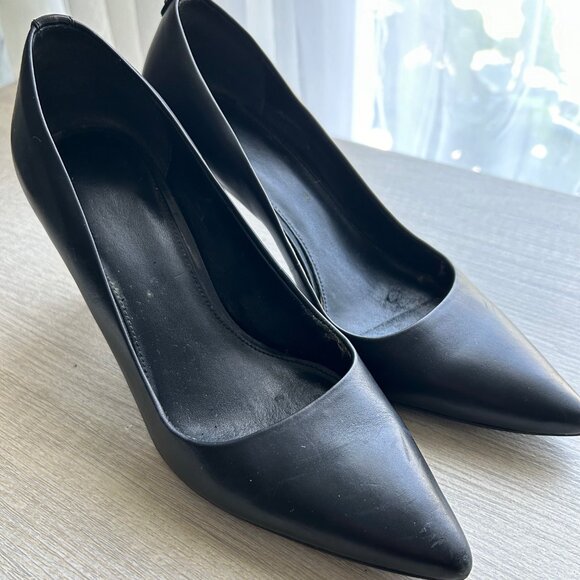 7.5 black Michael Kors heels - Picture 1 of 6
